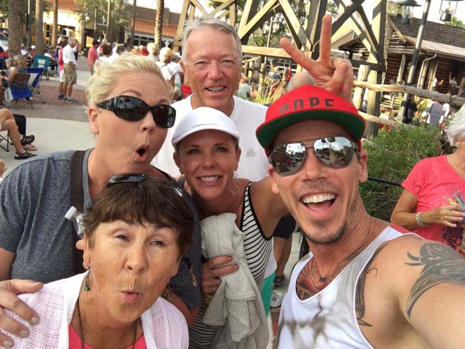 Image of David Bromstad with his family